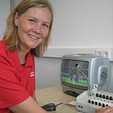 Die deutsche Top-Schiedsrichterin Christiane Hippler 2008 im Einsatz als Video-Umpire bei der Trophy in M�nchengladbach