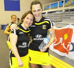 Franzi Gude und Pindi Sievers freuen sich �ber den Final-Einzug. Foto: Marco Kunz
