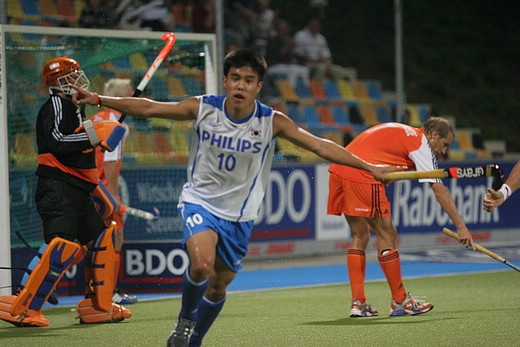 &copy; Herbert Bohlscheid (www.sportfoto.tv) / Wolfgang Quednau (www.hockeyimage.net)