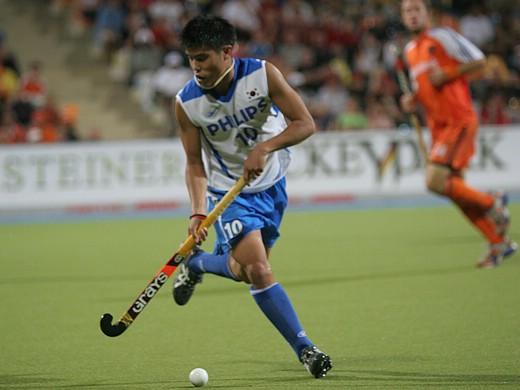 &copy; Herbert Bohlscheid (www.sportfoto.tv) / Wolfgang Quednau (www.hockeyimage.net)