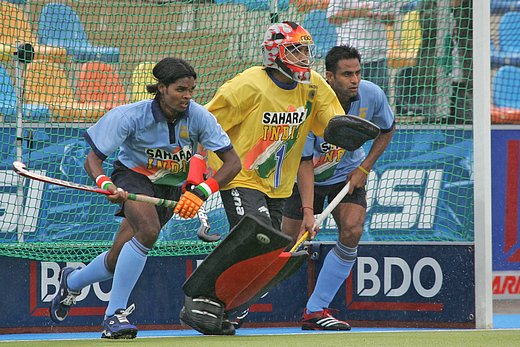 &copy; Herbert Bohlscheid (www.sportfoto.tv) / Wolfgang Quednau (www.hockeyimage.net)