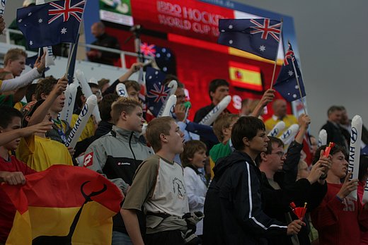 &copy; Herbert Bohlscheid (www.sportfoto.tv) / Wolfgang Quednau (www.hockeyimage.net)