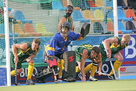 &copy; Herbert Bohlscheid (www.sportfoto.tv) / Wolfgang Quednau (www.hockeyimage.net)