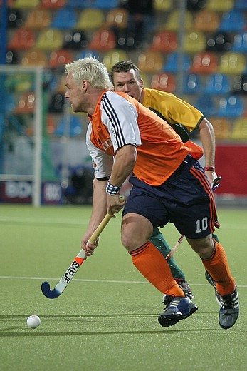 © Herbert Bohlscheid • www.sportfoto.tv und Wolfgang Quednau • www.hockeyimage.net