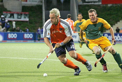 &copy; Herbert Bohlscheid (www.sportfoto.tv) / Wolfgang Quednau (www.hockeyimage.net)