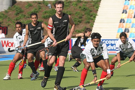 &copy; Herbert Bohlscheid (www.sportfoto.tv) / Wolfgang Quednau (www.hockeyimage.net)