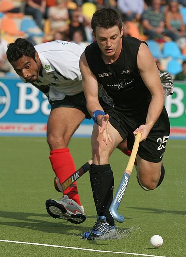 &copy; Herbert Bohlscheid (www.sportfoto.tv) / Wolfgang Quednau (www.hockeyimage.net)