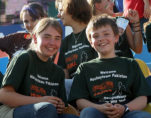 &copy; Herbert Bohlscheid (www.sportfoto.tv) / Wolfgang Quednau (www.hockeyimage.net)