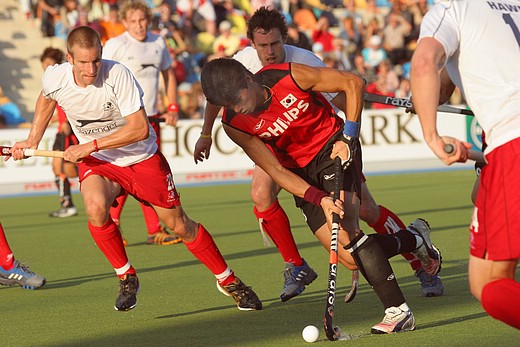 &copy; Herbert Bohlscheid � www.sportfoto.tv und Wolfgang Quednau � www.hockeyimage.net