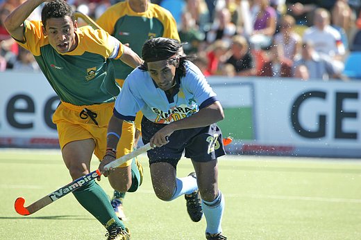 &copy; Herbert Bohlscheid � www.sportfoto.tv und Wolfgang Quednau � www.hockeyimage.net