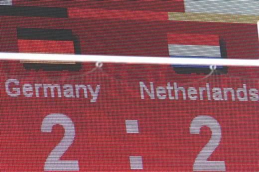 &copy; Herbert Bohlscheid � www.sportfoto.tv und Wolfgang Quednau � www.hockeyimage.net