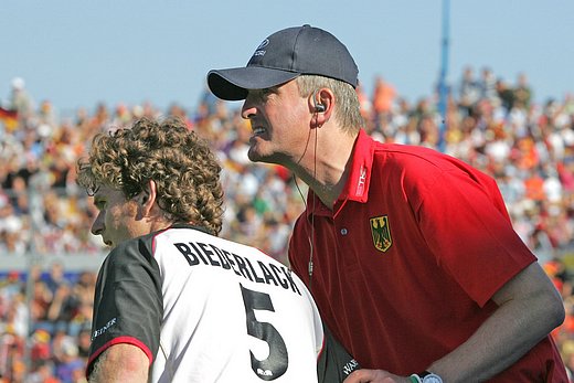 &copy; Herbert Bohlscheid � www.sportfoto.tv und Wolfgang Quednau � www.hockeyimage.net