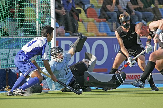 &copy; Herbert Bohlscheid � www.sportfoto.tv und Wolfgang Quednau � www.hockeyimage.net