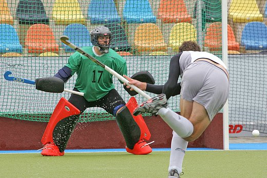 &copy; hockeyimage.net