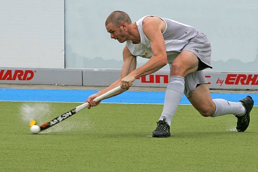 &copy; hockeyimage.net